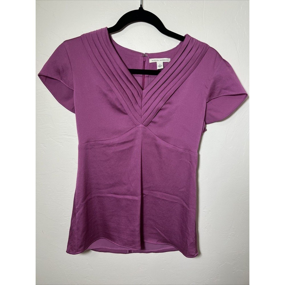 BANANA REPUBLIC Womens Purple Cap Sleeve Top Size 2 V-Neck Lined Short Sleeve
